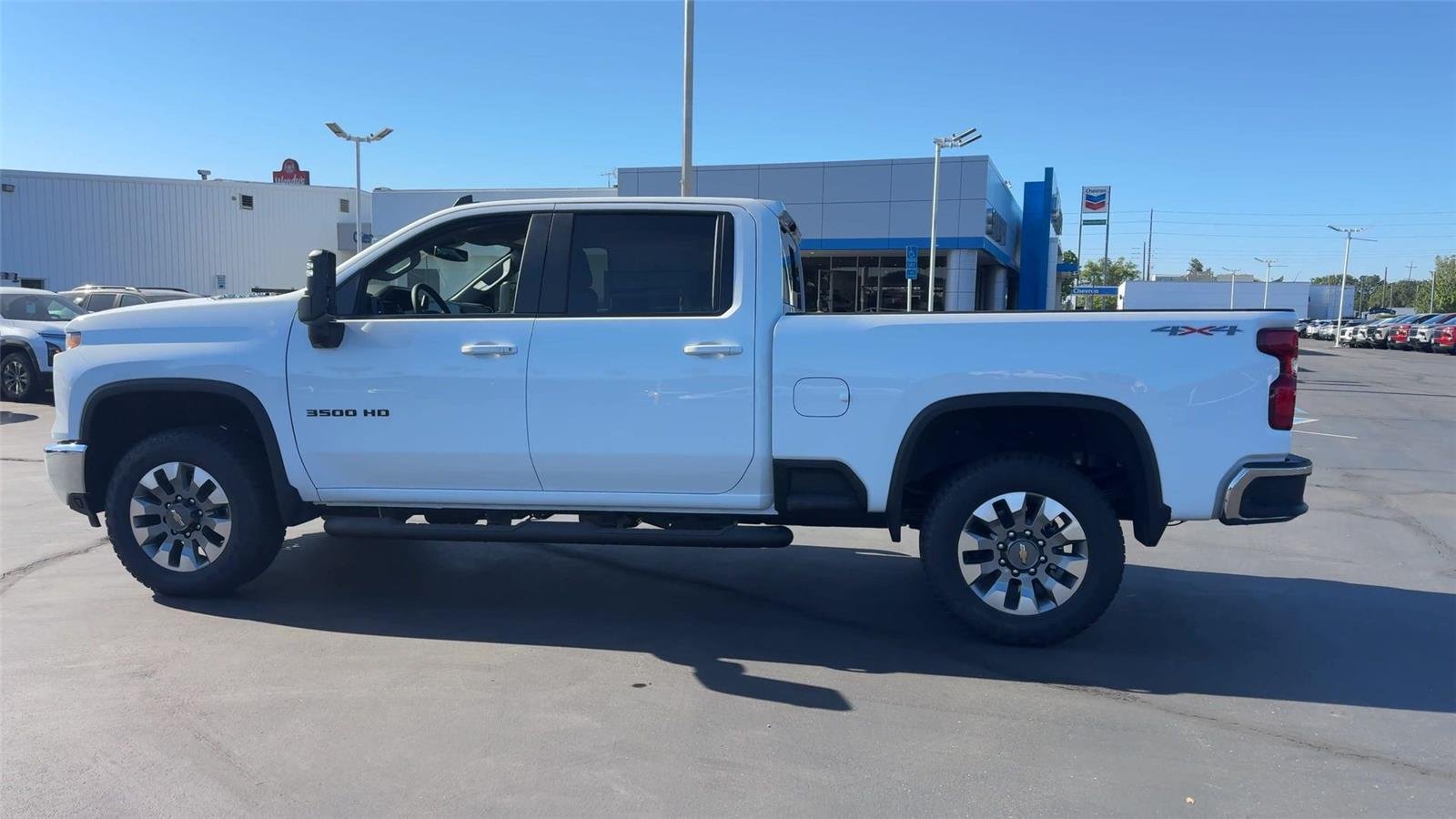 2026 Chevrolet Silverado 3500 HD LT - Photo 8