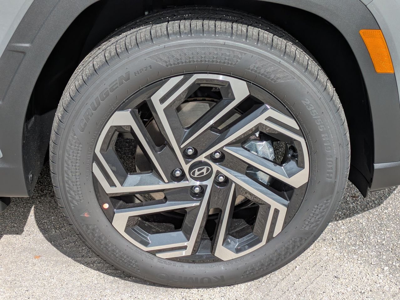 New 2026 Hampton Gray Hyundai SEL Plus FWD image 11