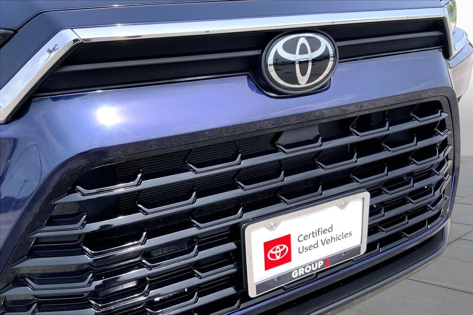 Used 2025 Blueprint Toyota XLE image 29