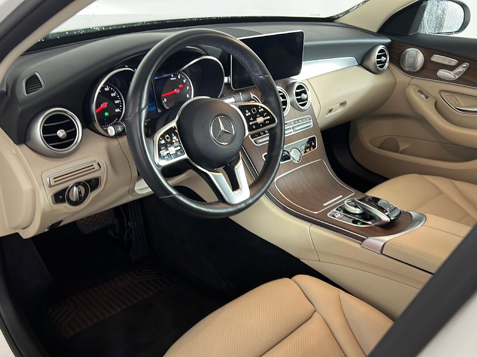 Used 2019 Polar White Mercedes-Benz C 300 image 2