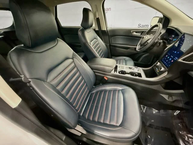 Certified Used 2022 Oxford White Ford SEL image 28