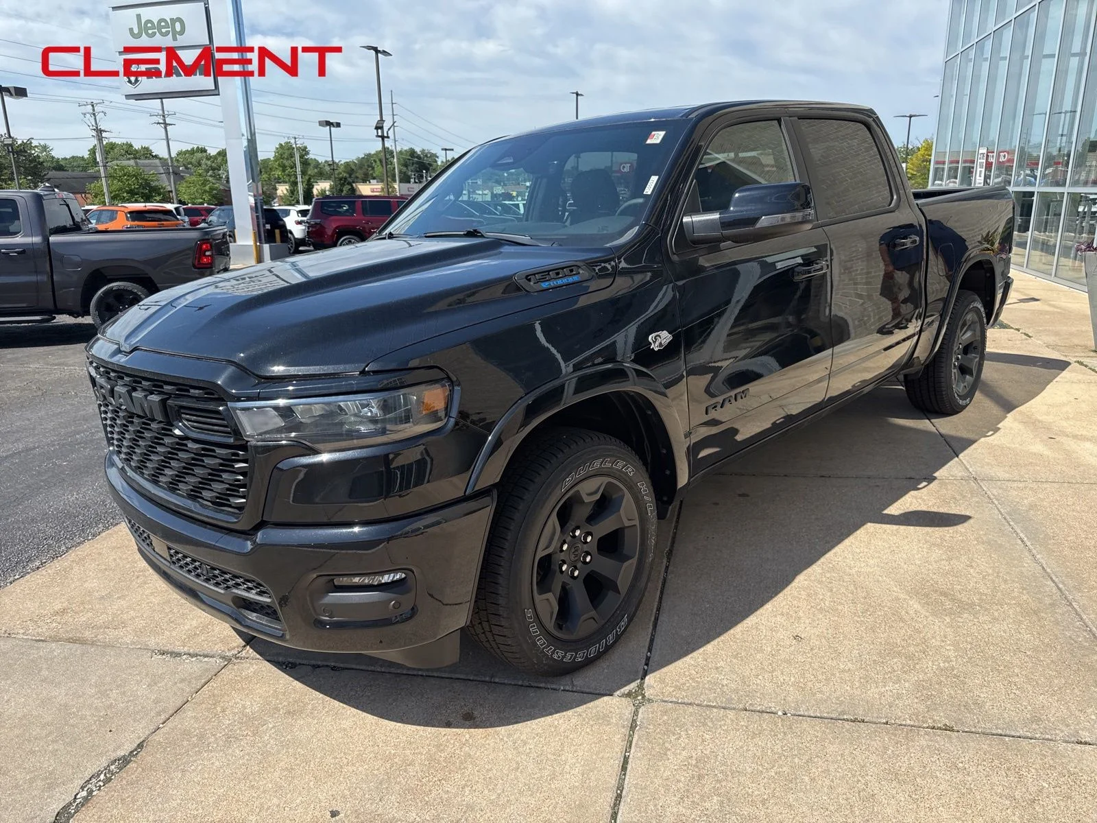 New 2026 Diamond Black Crystal Pearl-Coat Exterior Paint RAM Big Horn/Lone Star image 2
