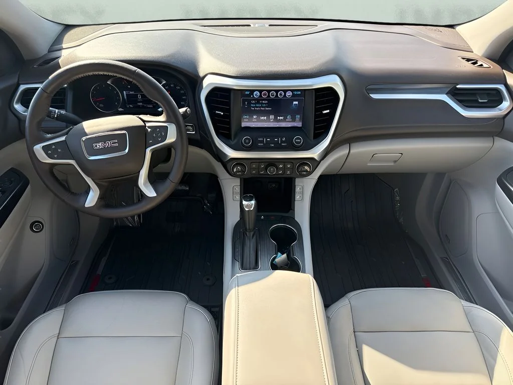 Used 2017 Red GMC SLT-1 image 16