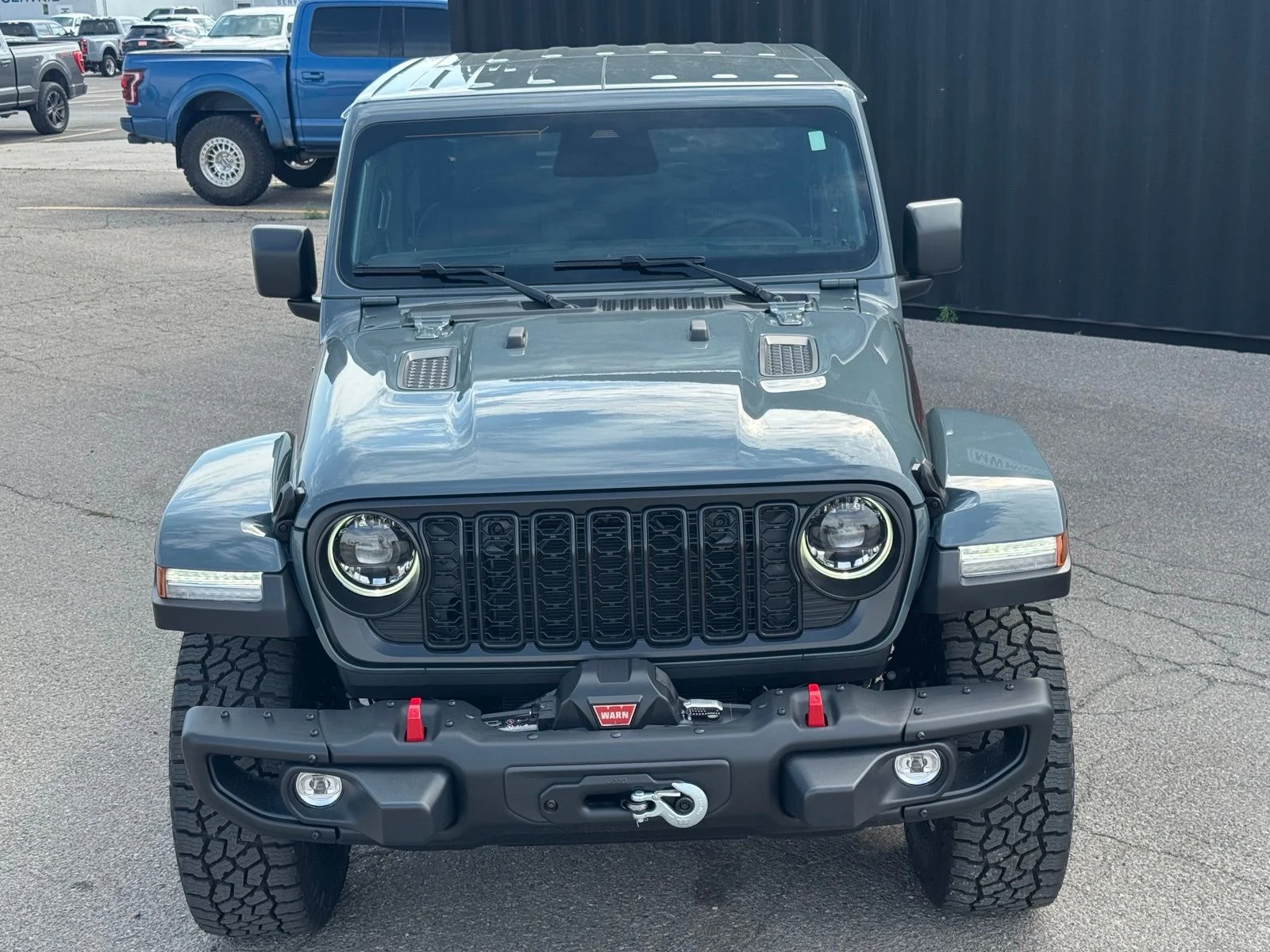 New 2026 Anvil Clear-Coat Exterior Paint Jeep Shadow Ops image 3