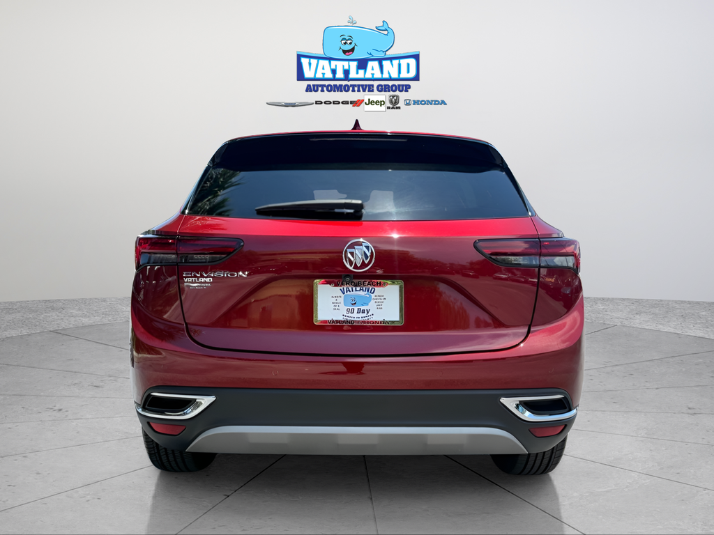 Used 2021 Red Buick Essence image 4