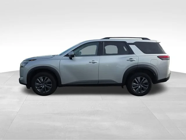 Used 2024 Silver Nissan SV image 2
