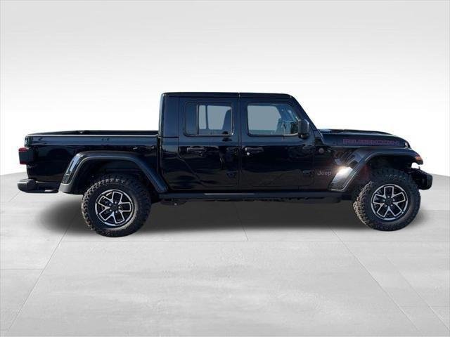New 2026 Black Clear-Coat Exterior Paint Jeep Rubicon image 4