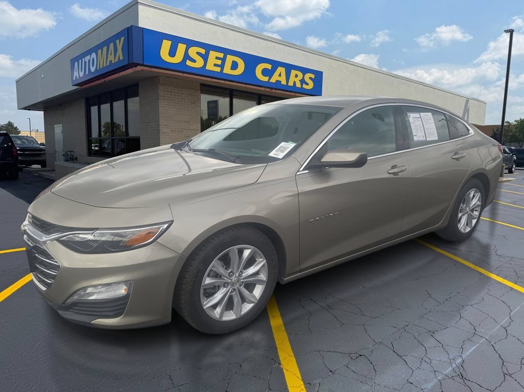 Used 2022 MINERAL GRAY METALLIC Chevrolet LT image 1