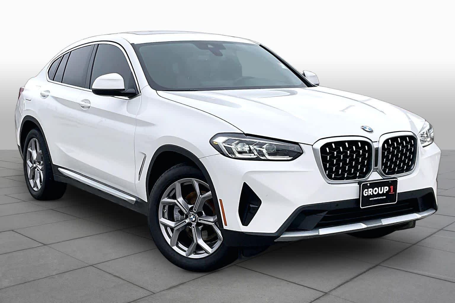 Pre-Owned 2023 BMW X4 XDrive30i