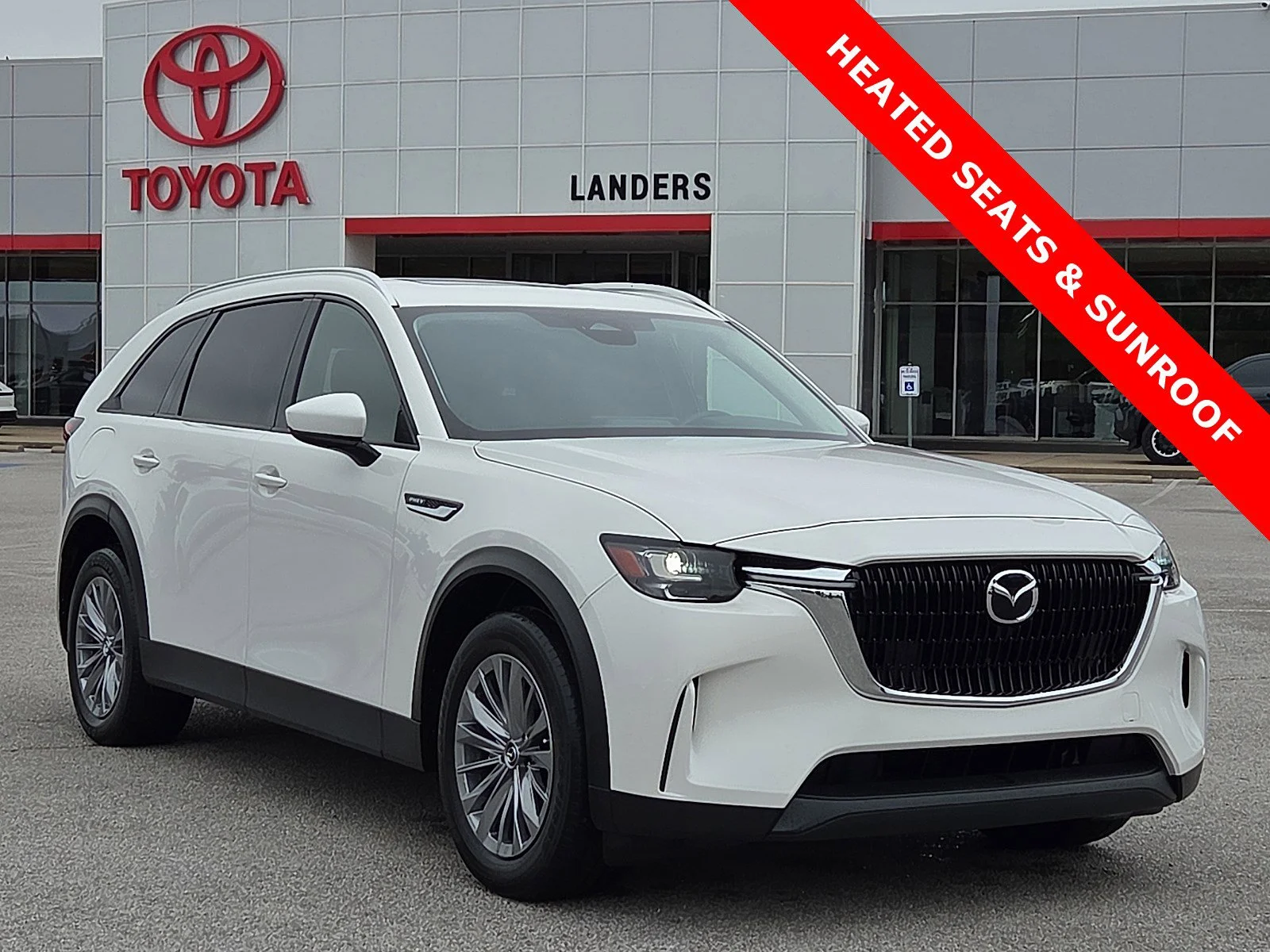 2024 Mazda CX-90 PHEV Preferred Package's photo
