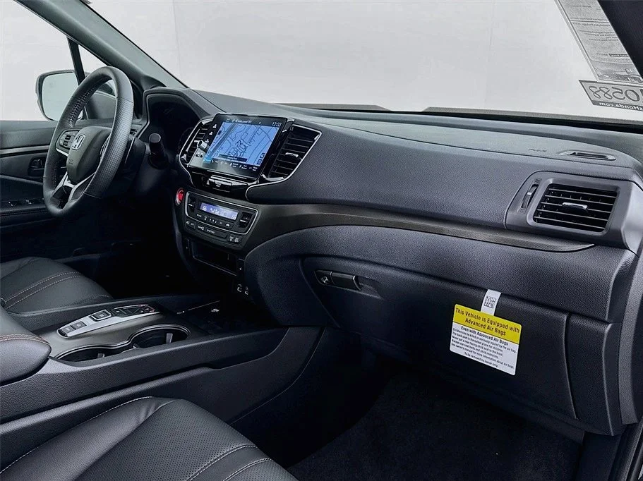 New 2026 Platinum White Pearl Honda TrailSport image 40