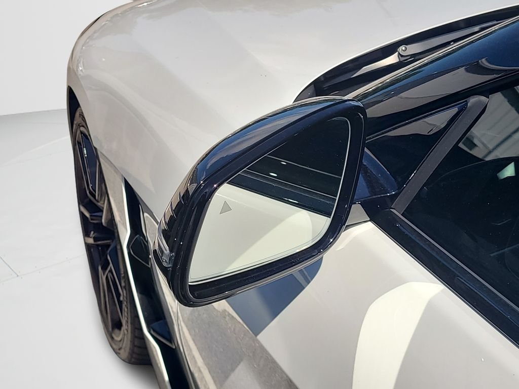 Used 2023 White BMW sDrive M40i image 9