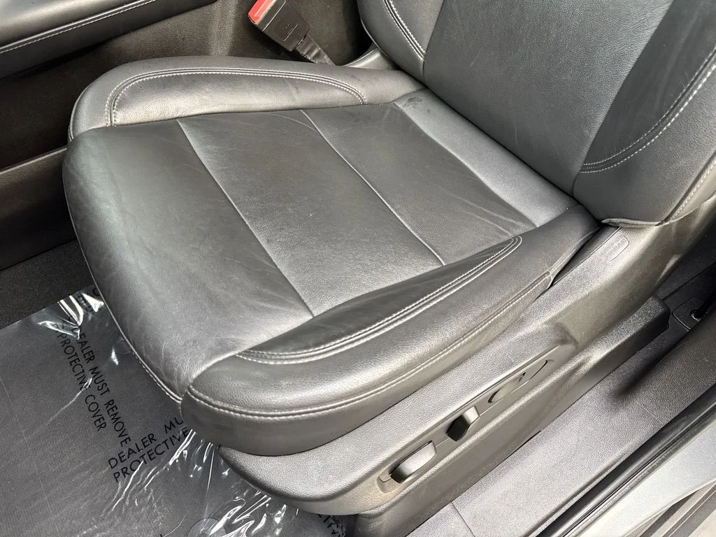 Used 2021 Gray Chevrolet LT image 28