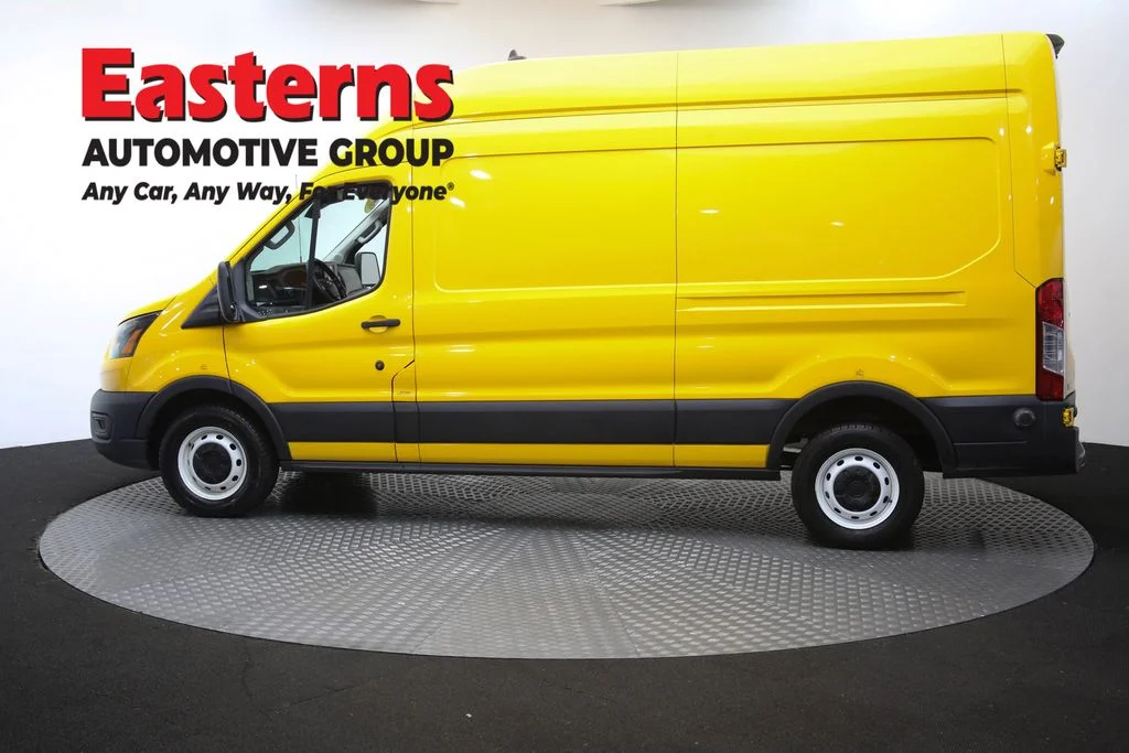 Used 2020 Yellow Ford Base image 59