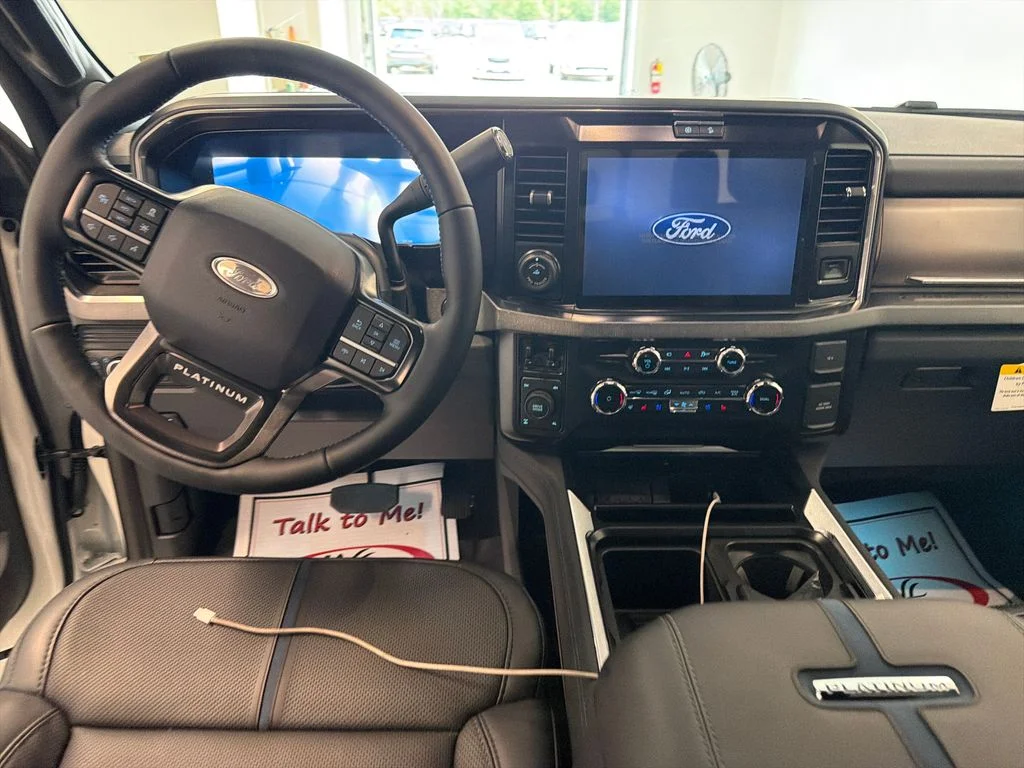 New 2026 White Ford Platinum image 15