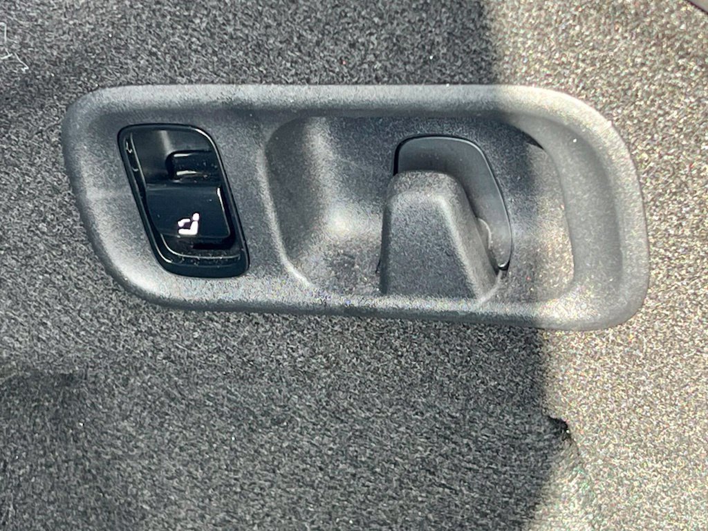Certified Used 2024 Black Mercedes-Benz C 300 image 39