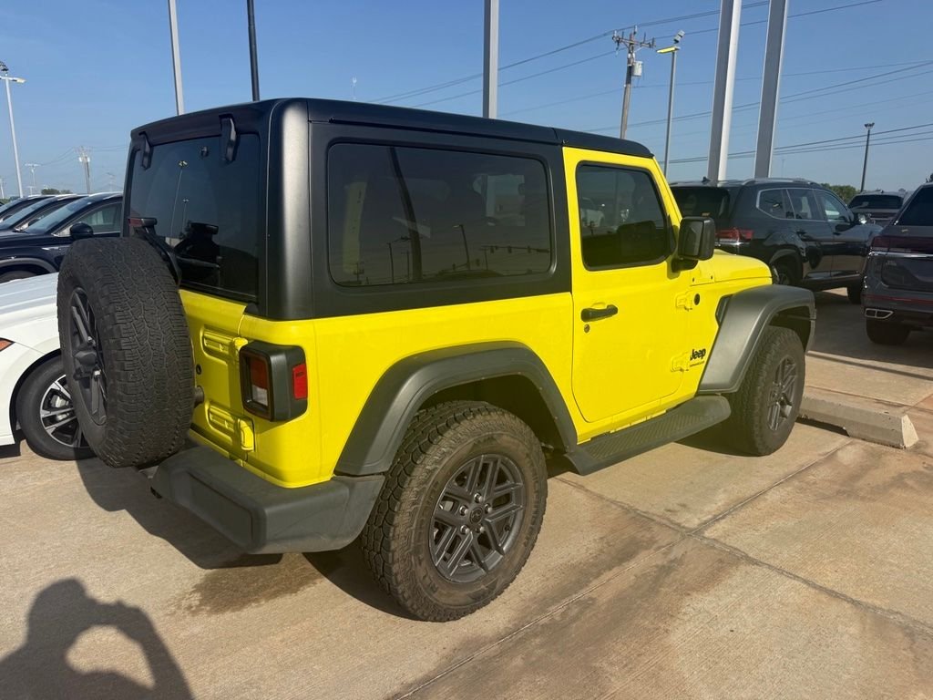 Used 2024 High Velocity Clearcoat Jeep Sport S image 7