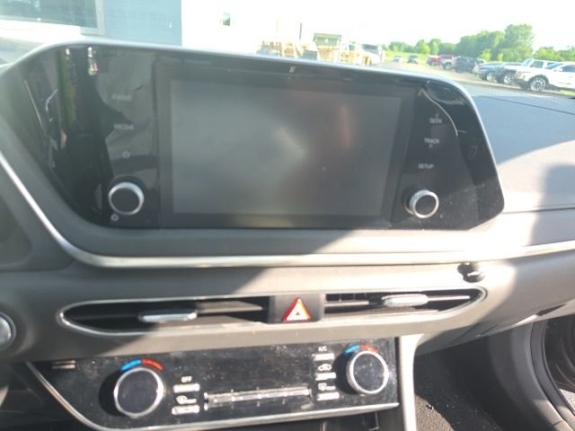 Used 2021 Portofino Gray Hyundai SEL image 11