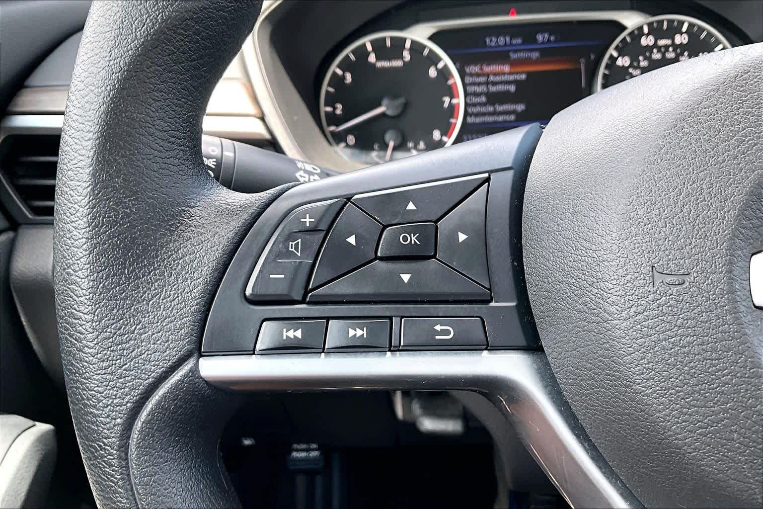 Used 2025 Gun Metallic Nissan SV image 22
