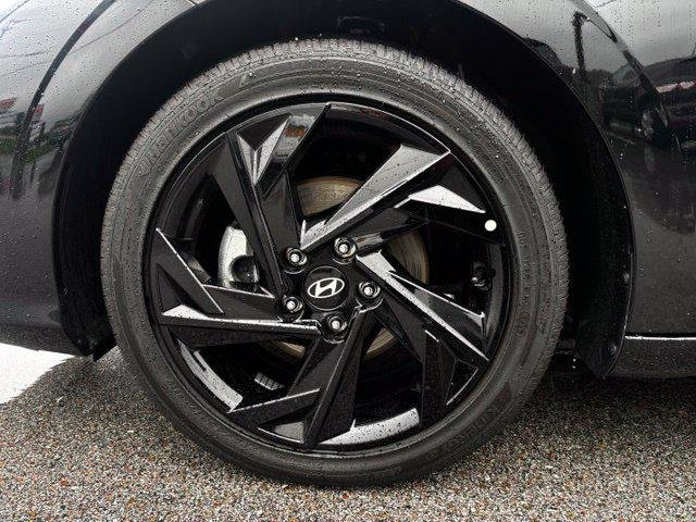 New 2026 Black Hyundai SEL Sport image 9