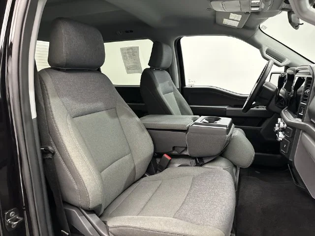 Used 2025 Black Ford XLT image 28