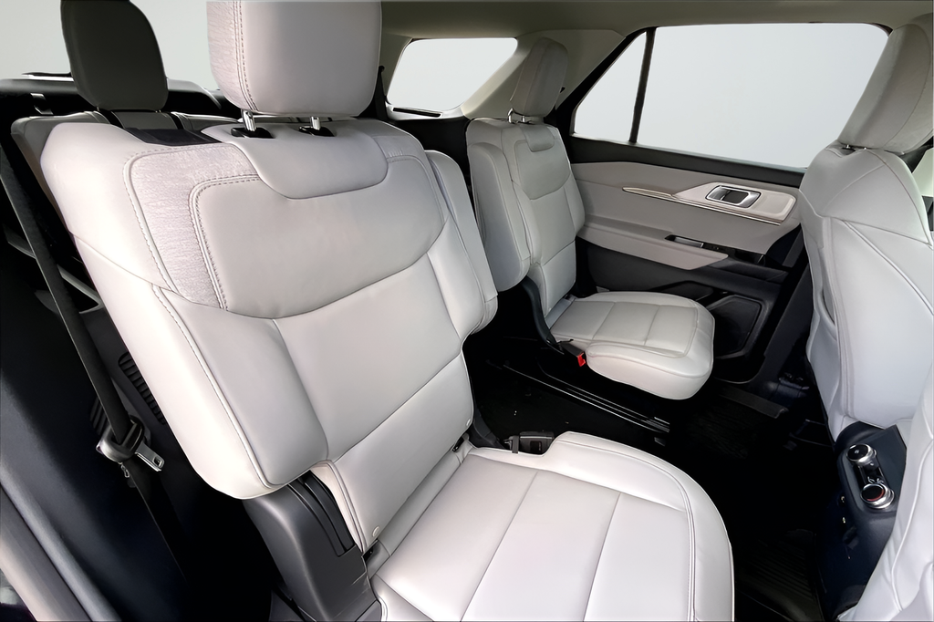 New 2026 Agate Black Metallic Ford Active image 20
