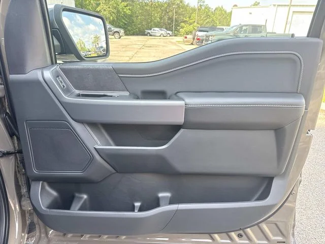 New 2026 Marsh Gray Ford XLT image 28