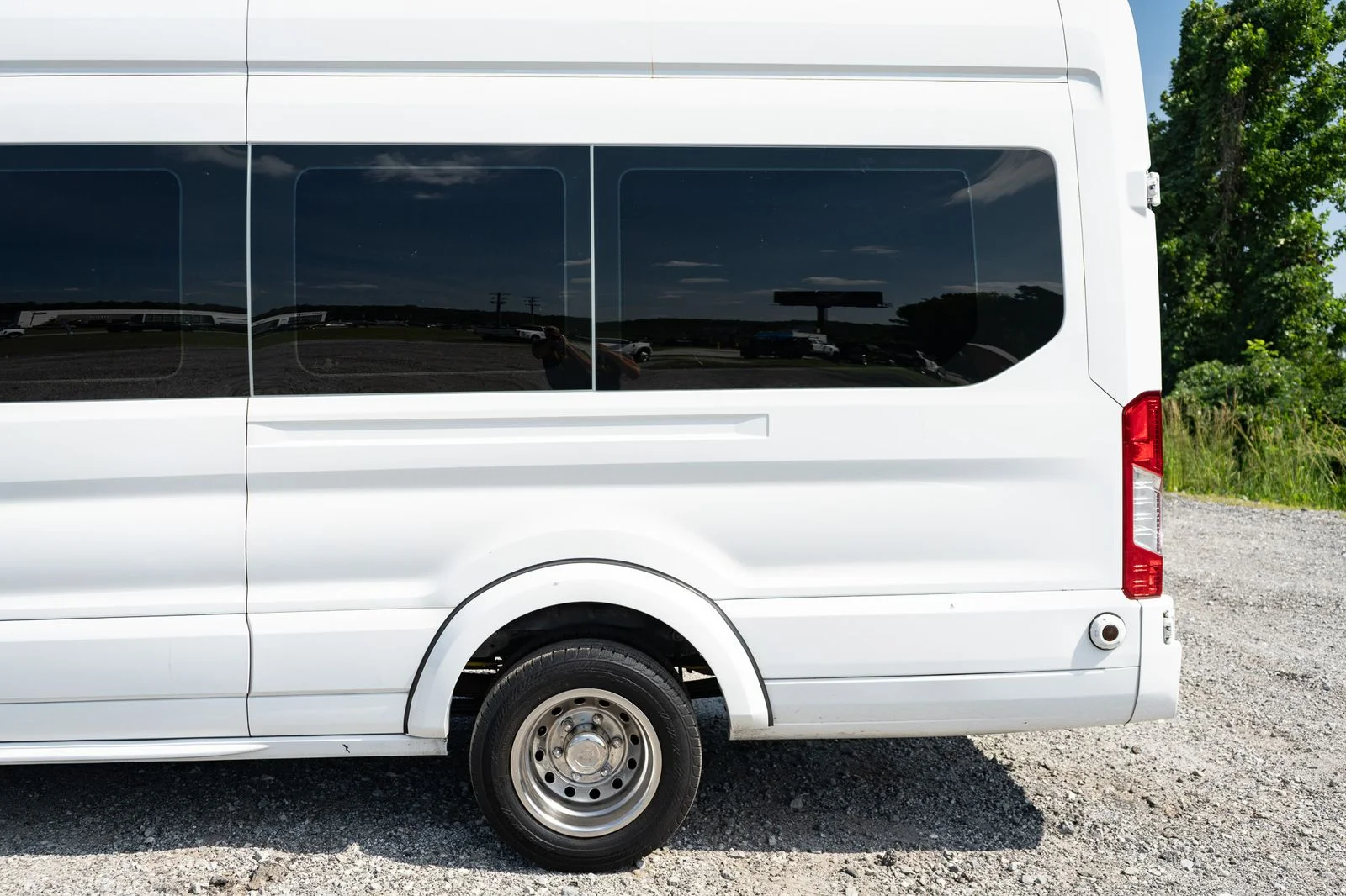 Used 2020 White Ford XL image 6
