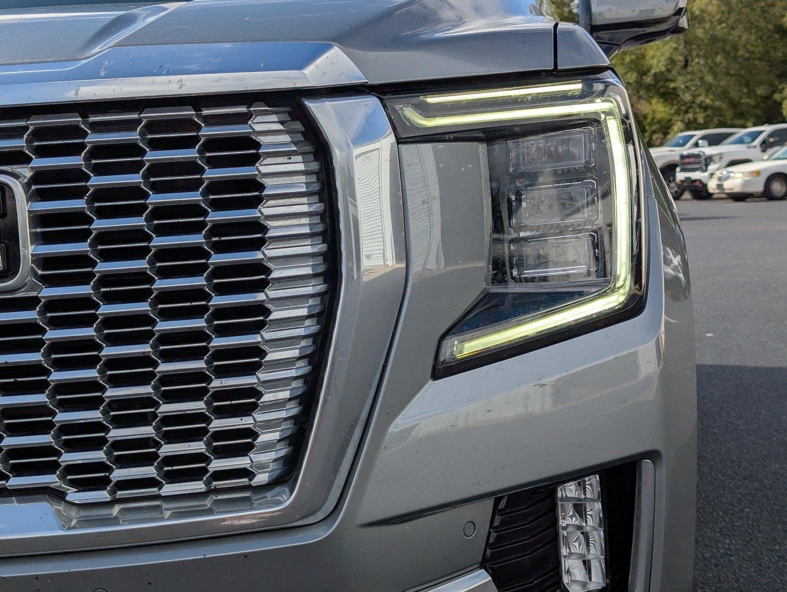 Used 2023 STERLING METALLIC GMC Denali image 13
