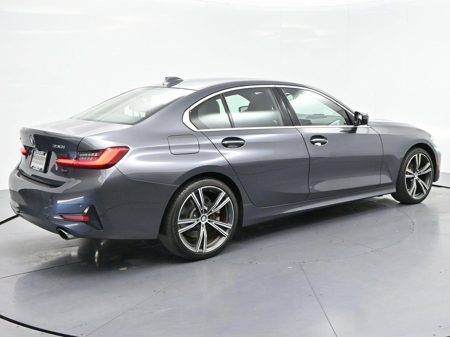 Used 2021 Mineral Gray Metallic BMW 330i xDrive image 7