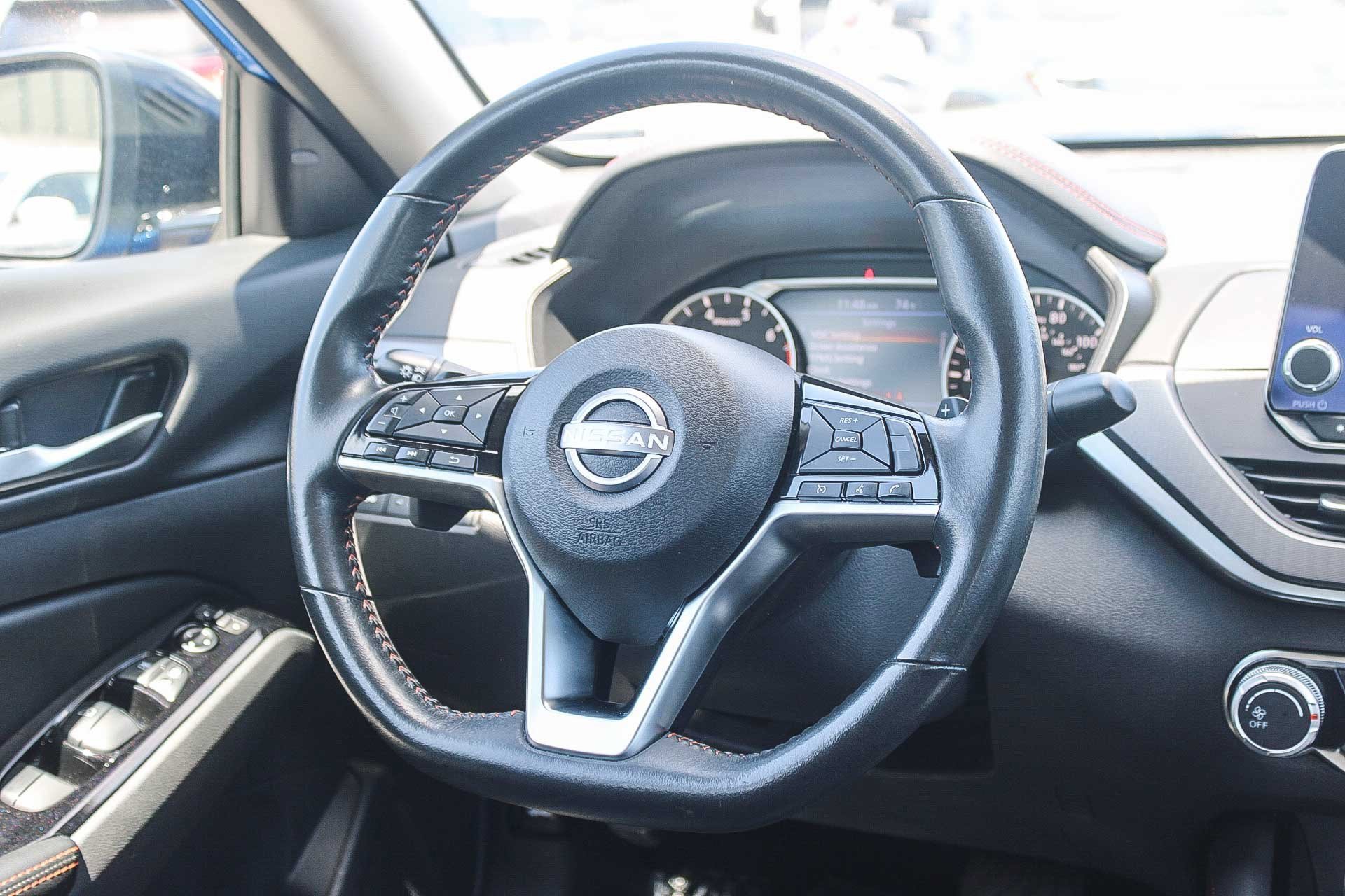 2025 Nissan Altima SR - Photo 15