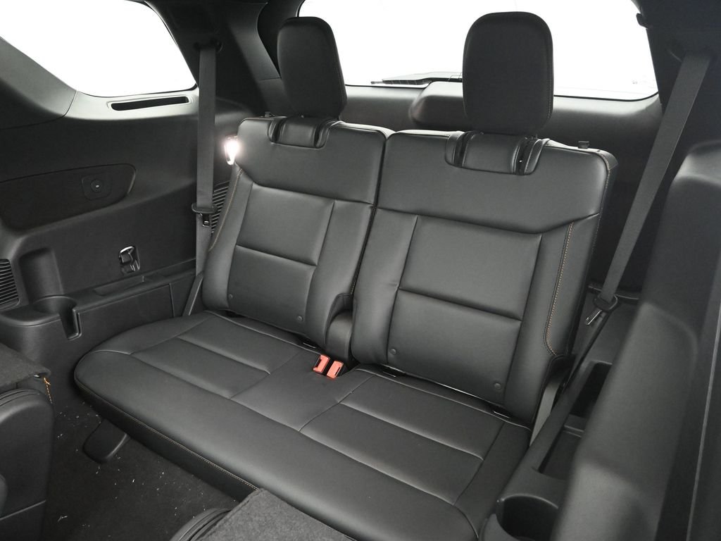 New 2026 Carbonized Gray Metallic Ford Tremor image 26