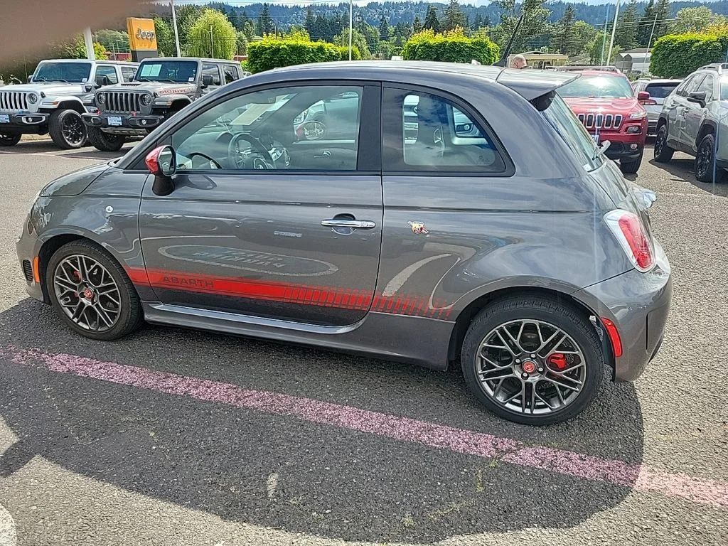 Used 2013 Silver FIAT Abarth image 4