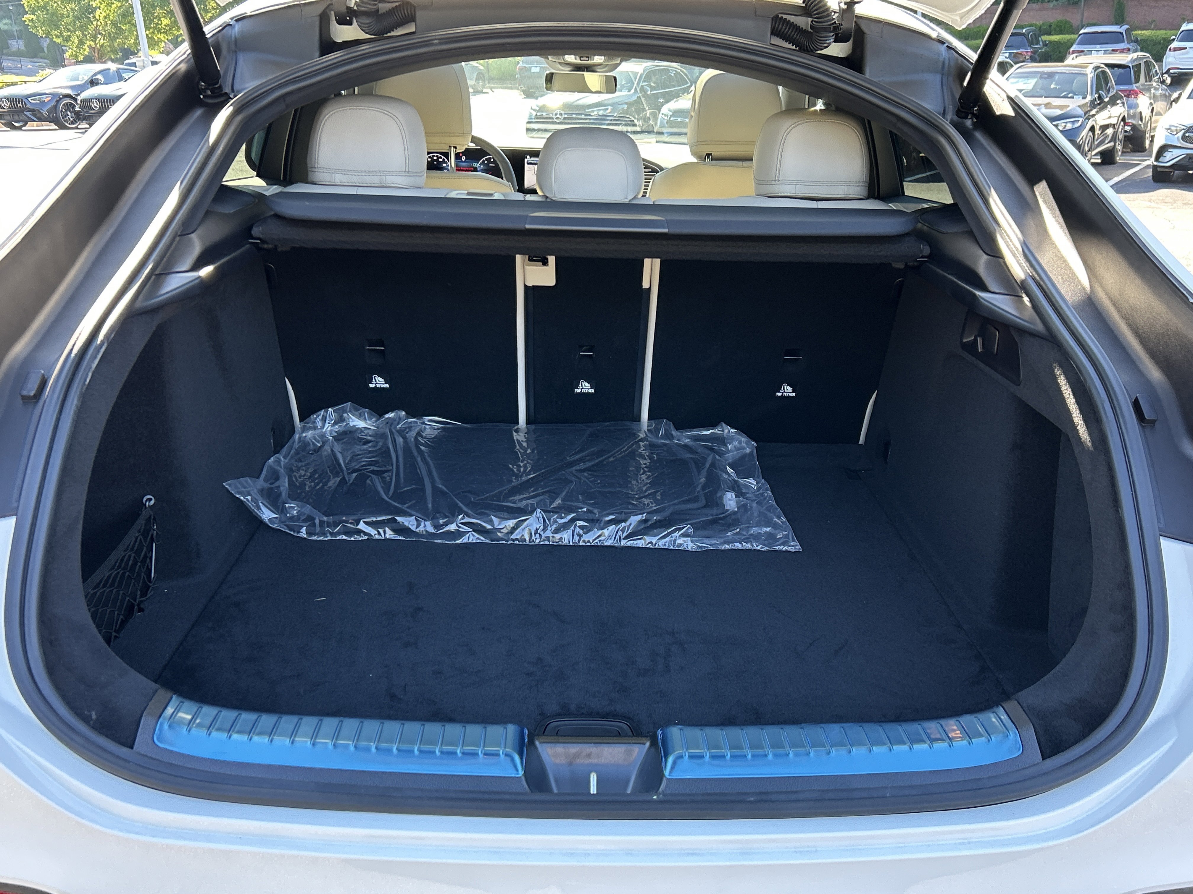 New 2026 Polar White Mercedes-Benz GLE 450 4MATIC® Coupe image 9