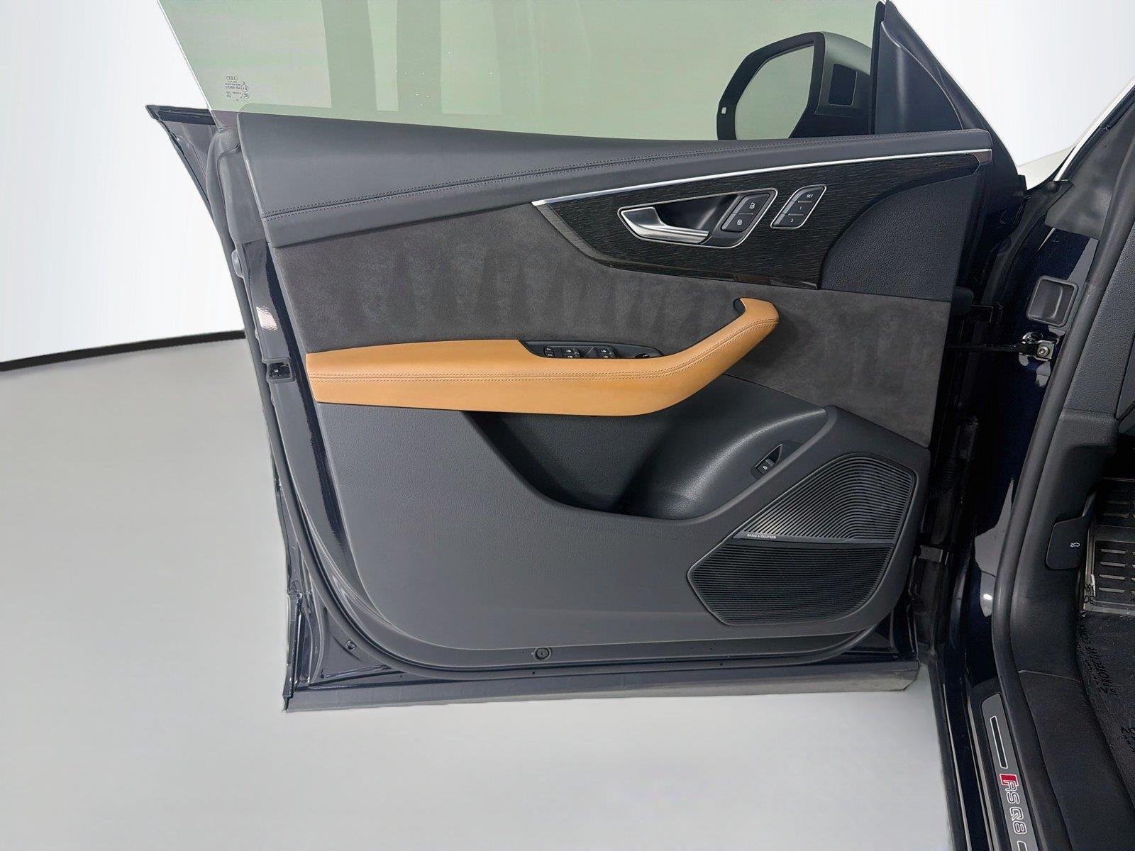 Used 2021 Orca Black Metallic Audi  image 7