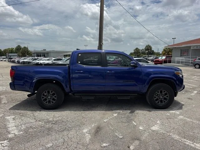 Used 2023 Blue Toyota SR5 image 9