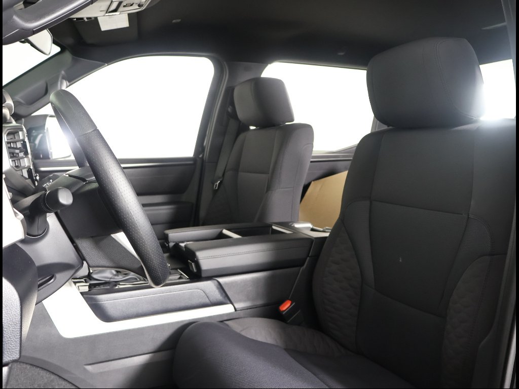 2026 Toyota Tundra SR5 - Photo 7