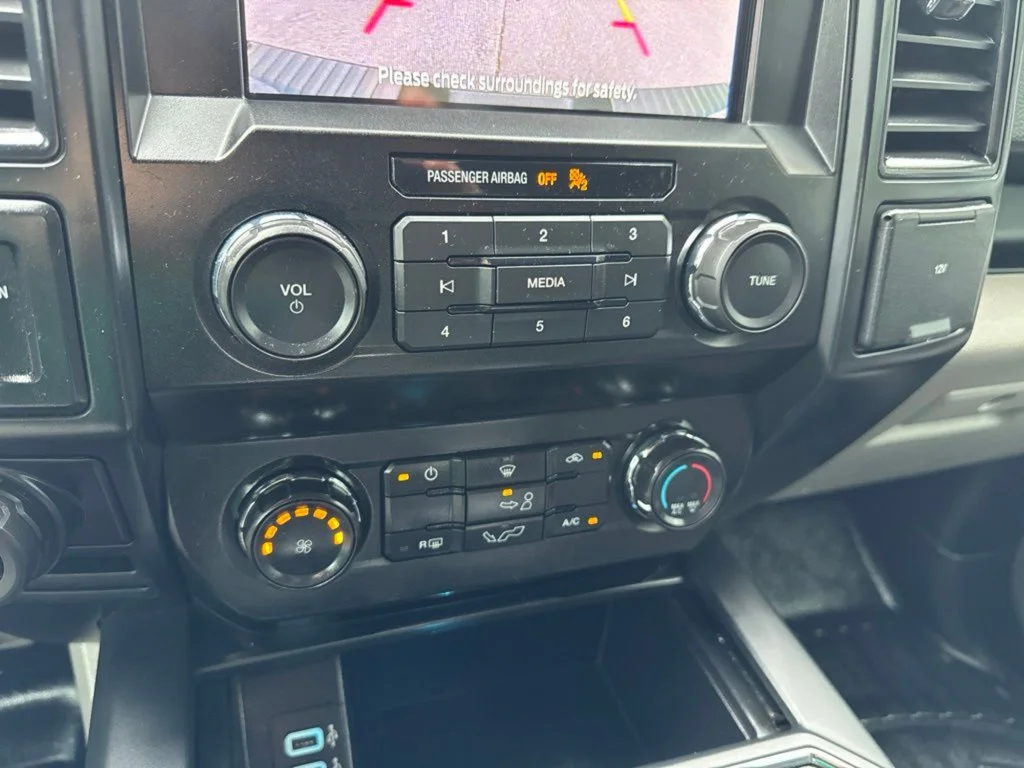 Used 2020 Blue Metallic Ford XL image 16