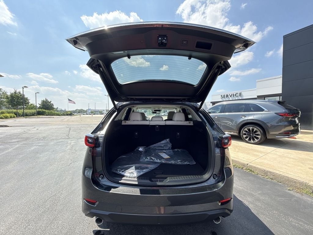 2025 Mazda CX-5 S Preferred package - Photo 23
