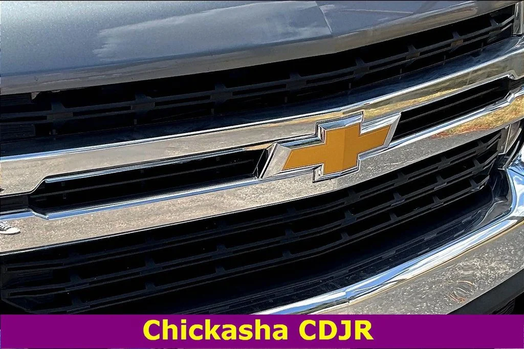 Used 2020 Gray Chevrolet LT image 33