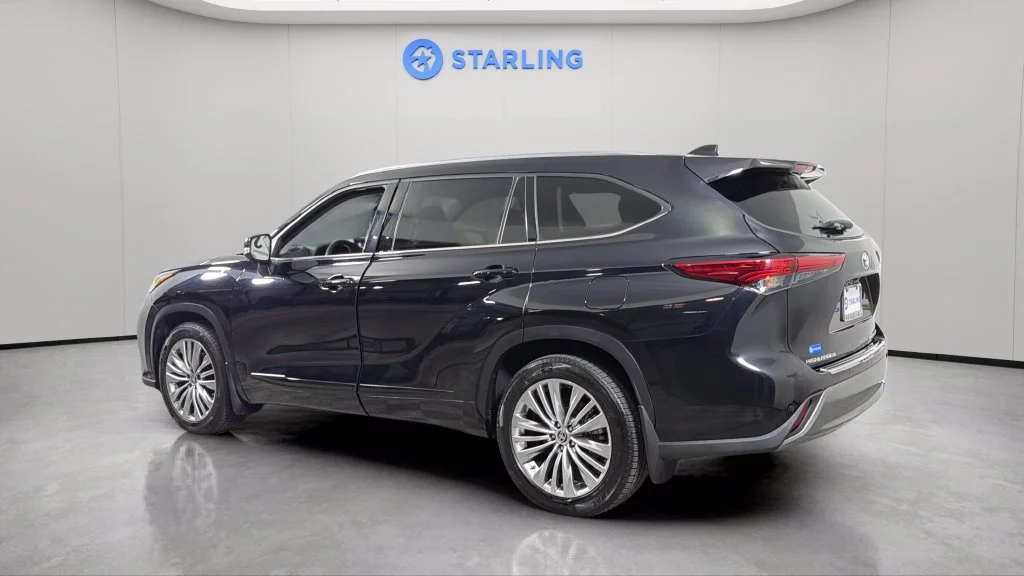 Used 2023 Black Toyota Platinum image 4