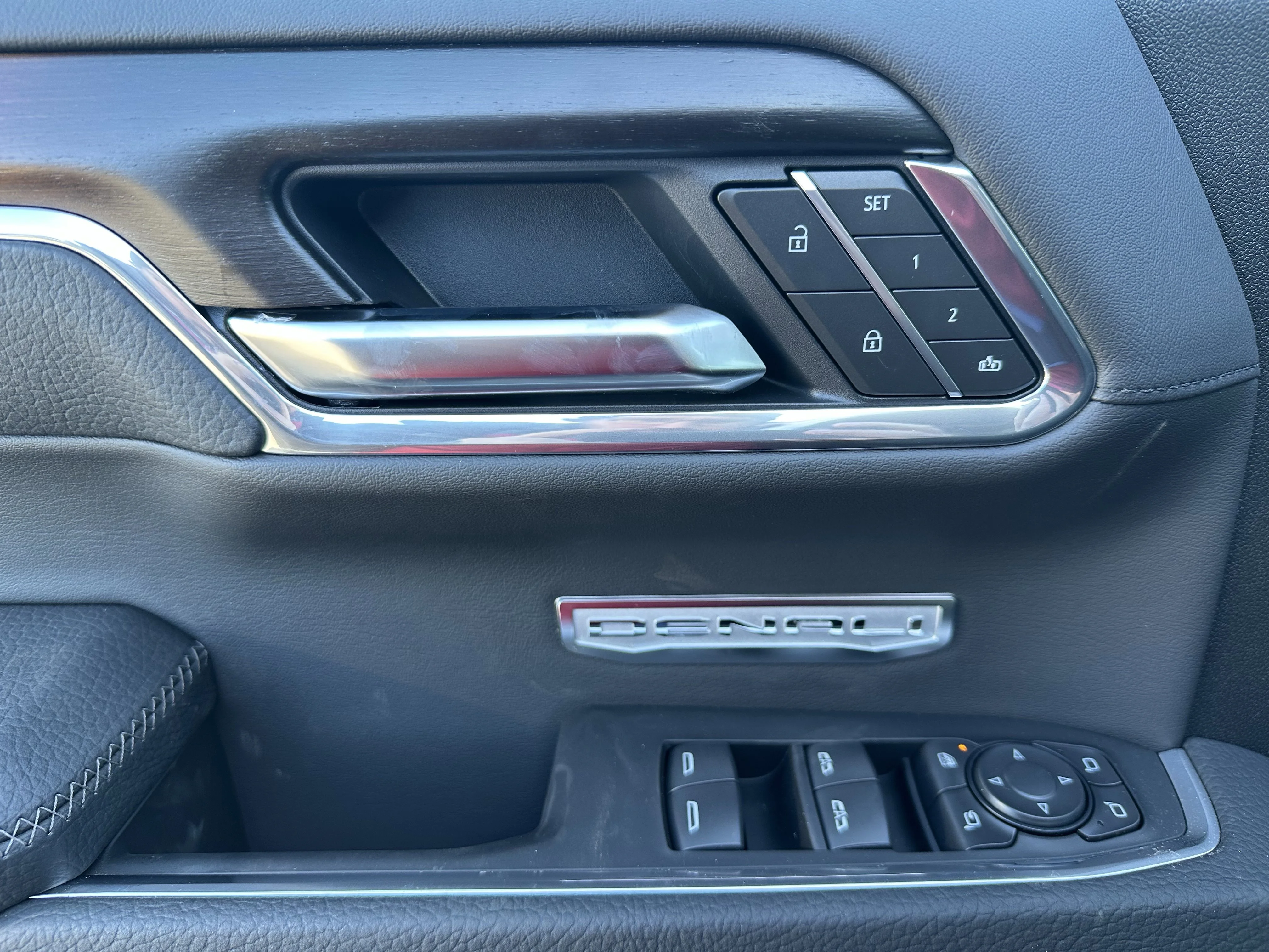 New 2026 Glacier White Tricoat GMC Denali image 10