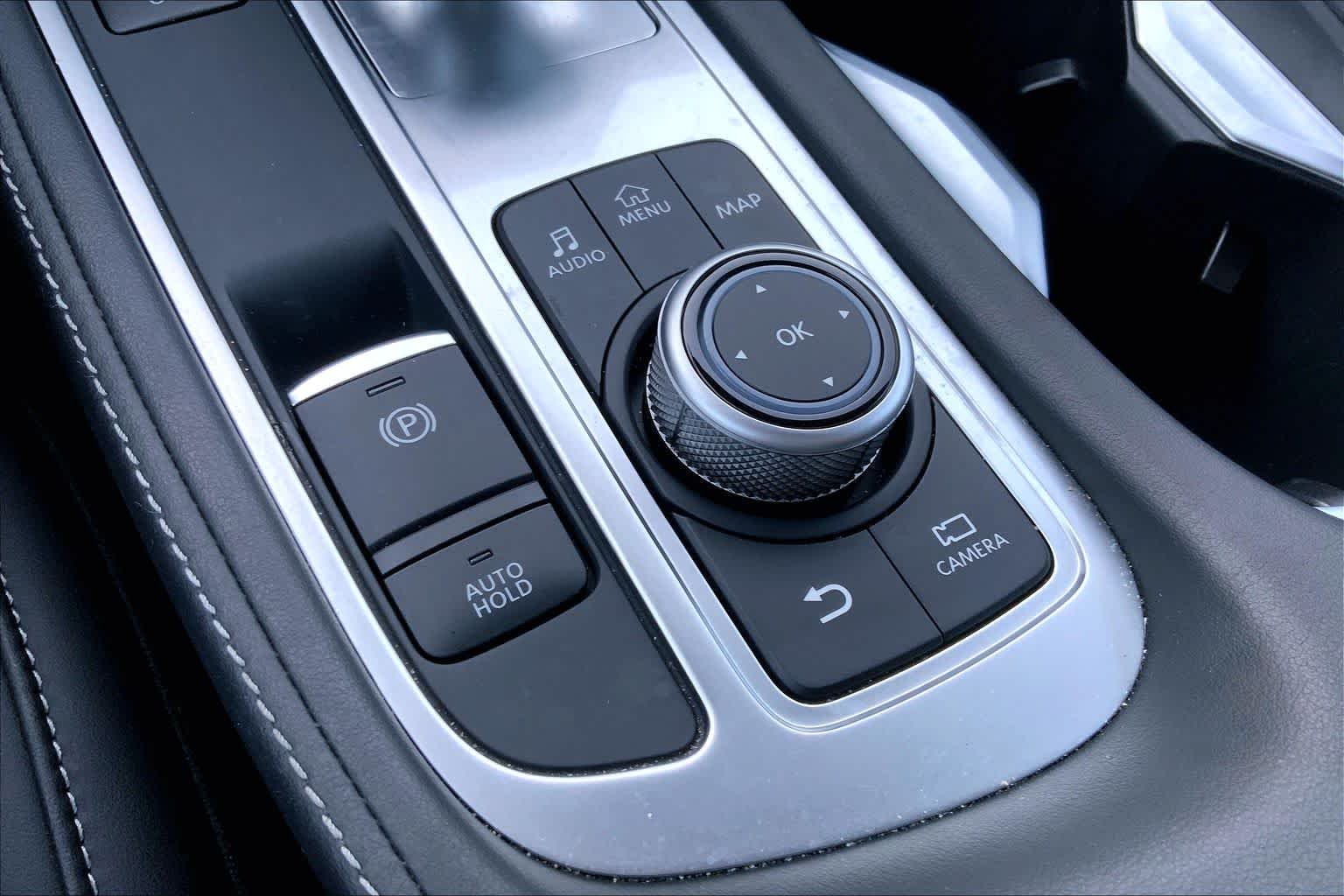 Used 2026 Graphite Shadow INFINITI LUXE image 34