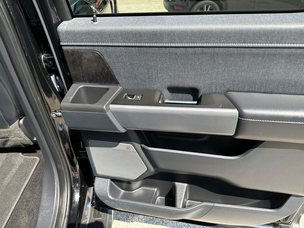 Used 2022 Black Ford Lariat image 19