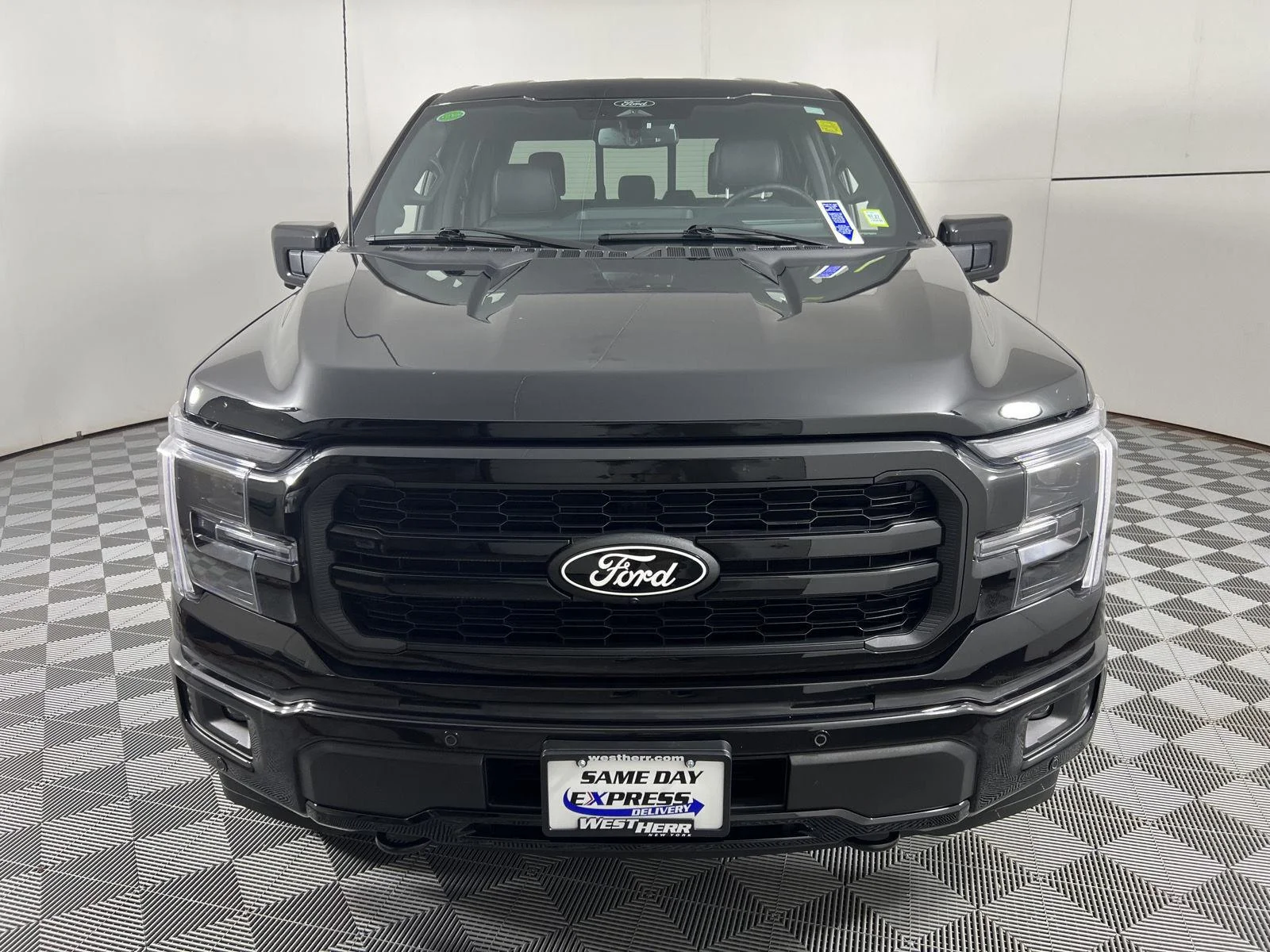 Certified Used 2025 Agate Black Ford LARIAT image 5