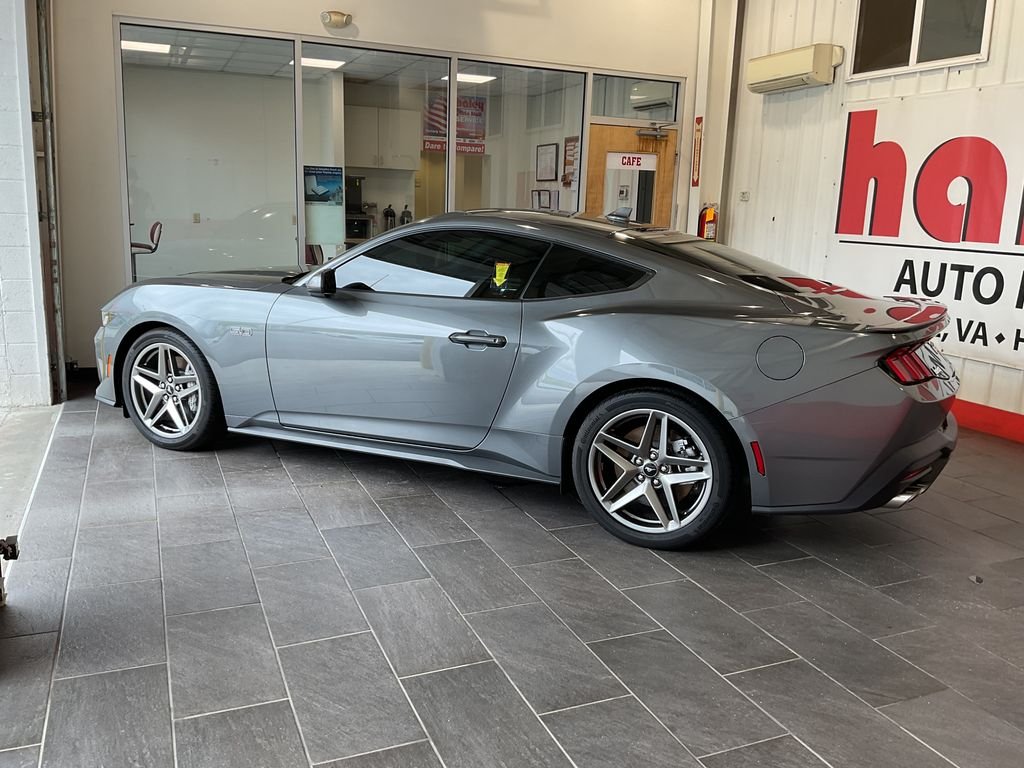 Used 2025 Gray Ford GT image 5
