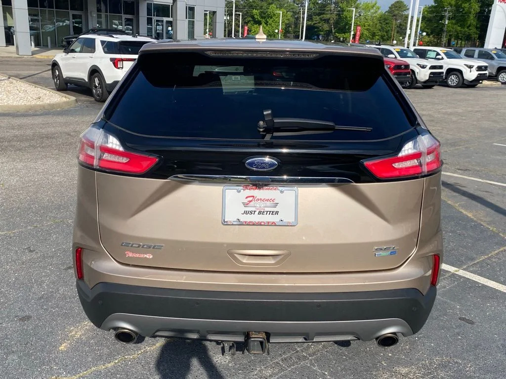 Used 2020 Gold Ford SEL image 14