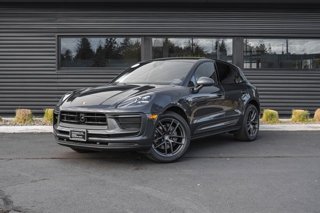 2023 Porsche Macan T