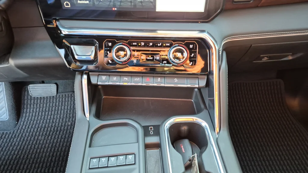 New 2026 GMC Sierra 2500HD Denali Ultimate, photo 17