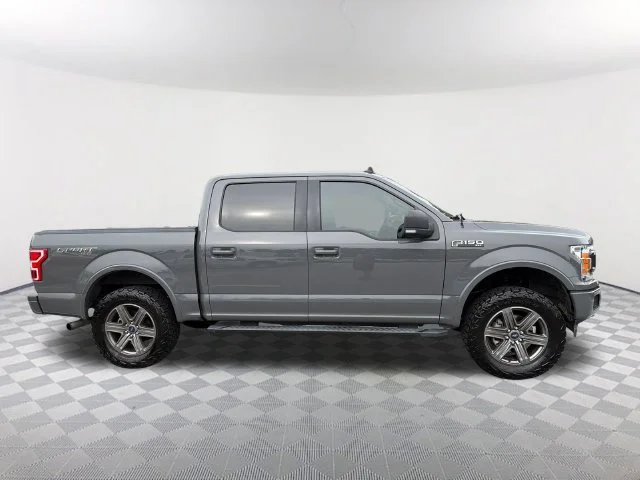 Used 2020 Gray Ford XLT image 4